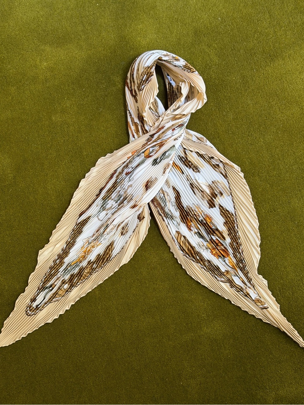 Vintage Hermes Copeaux Silk Pleated Plissé Scarf